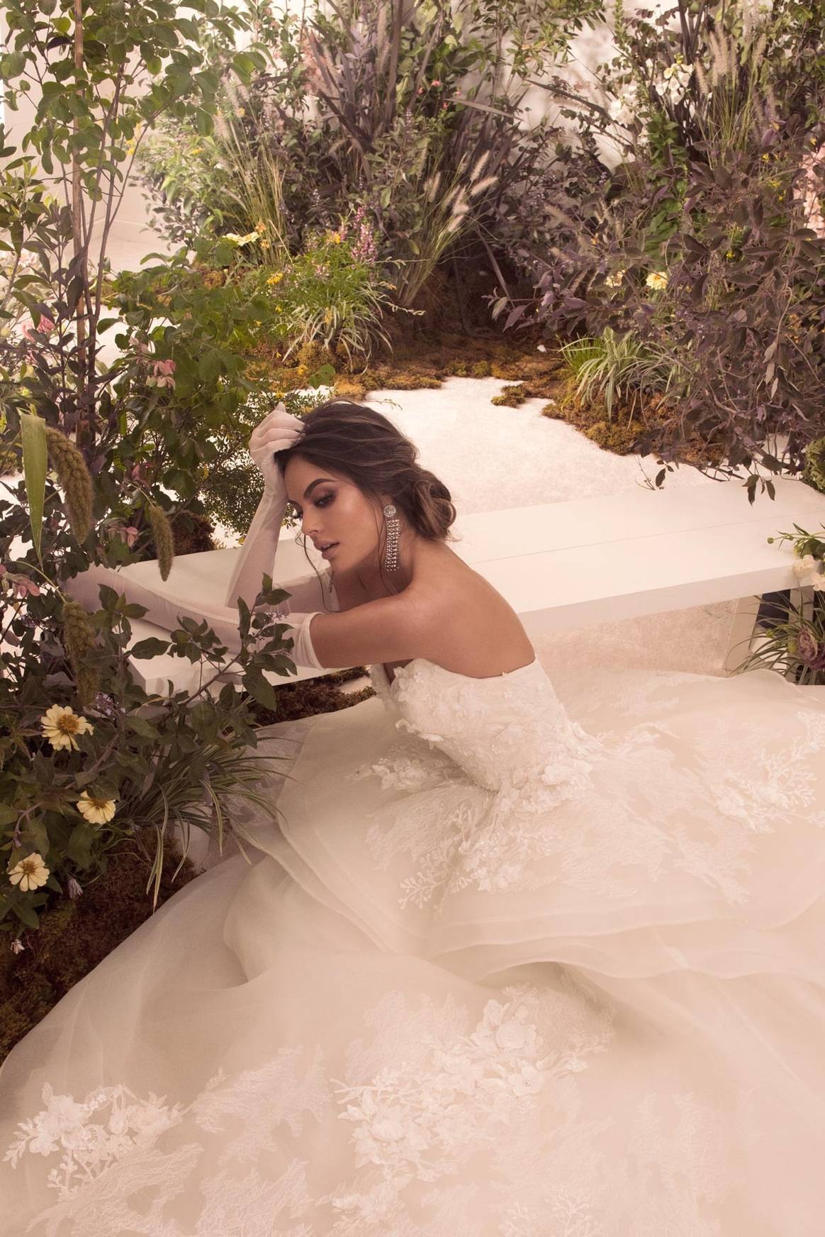 Ximena Navarrete es la nueva imagen de Benito Santos Novias