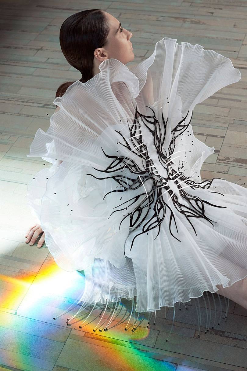 Iris van Herpen and Ulyana Sergeenko shine on the first day of digital couture