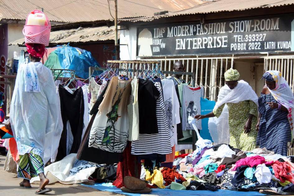 Africa's secondhand clothing market balances economic promise and pressures