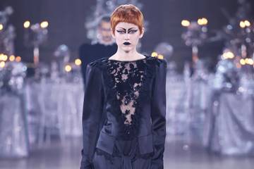 Video Rodarte2023年秋冬コレクション