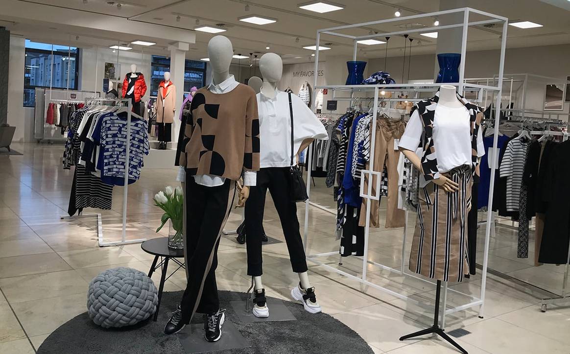Bild: Klassisch, sportive Silhouetten bei Gerry Weber im Düsseldorfer Showroom | FashionUnited