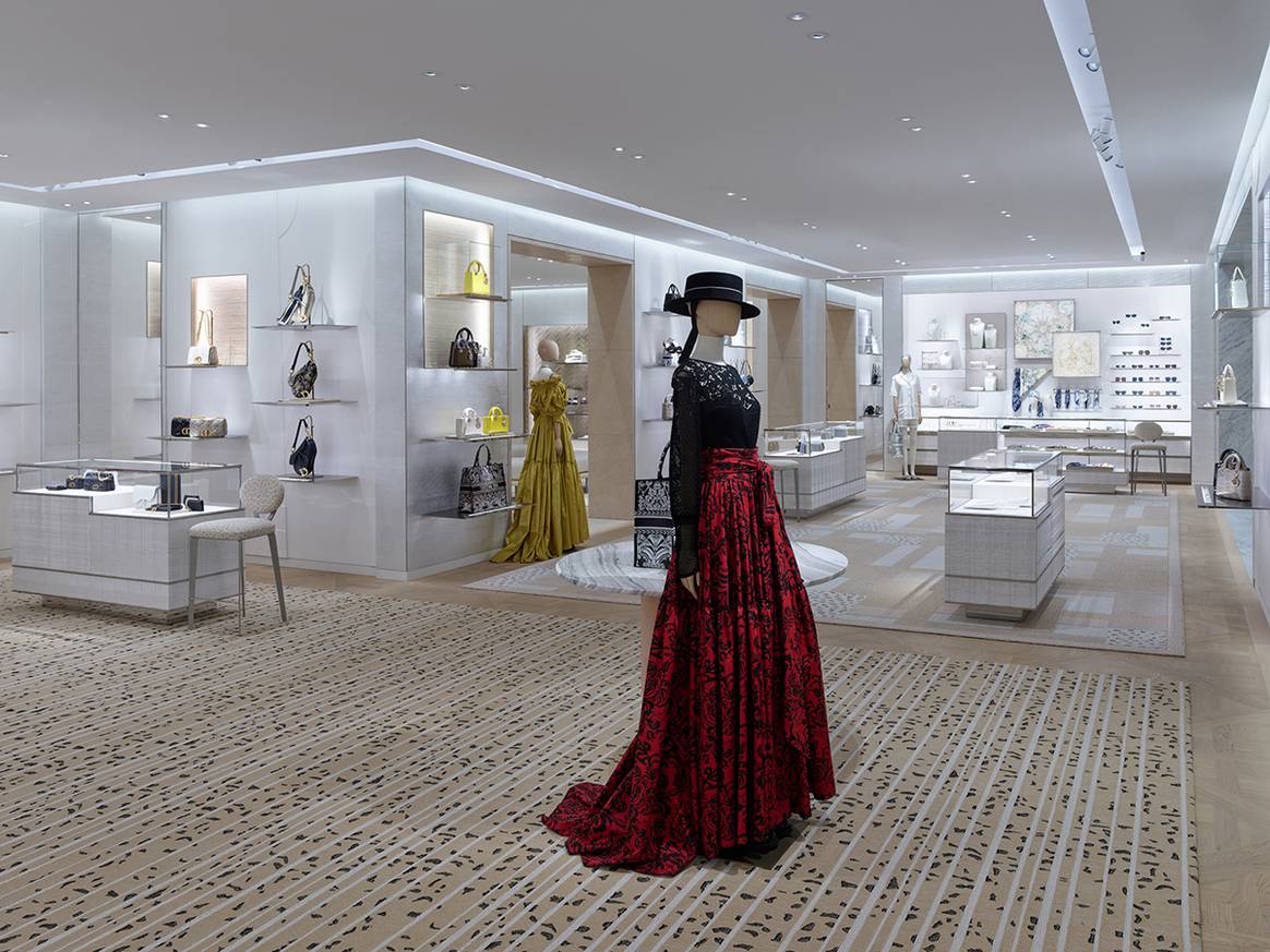 Photo Credits: Interior de la nueva boutique de Dior en El Corte Inglés de Castellana, en Madrid. Fotografía de cortesía.