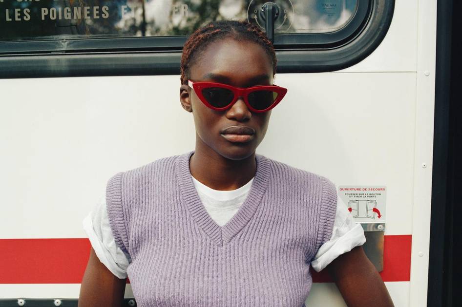 Eye-catching eyewear collection by Bloobloom