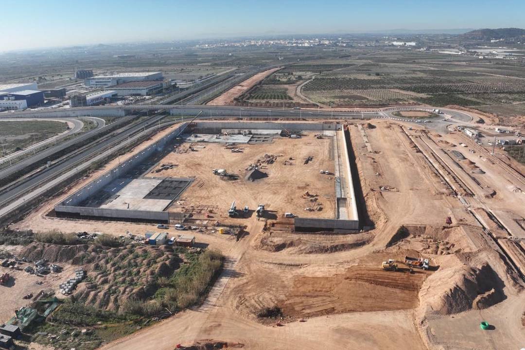 Imagen aérea del parque empresarial Parc Sagunt de Sagunto, Valencia (España).