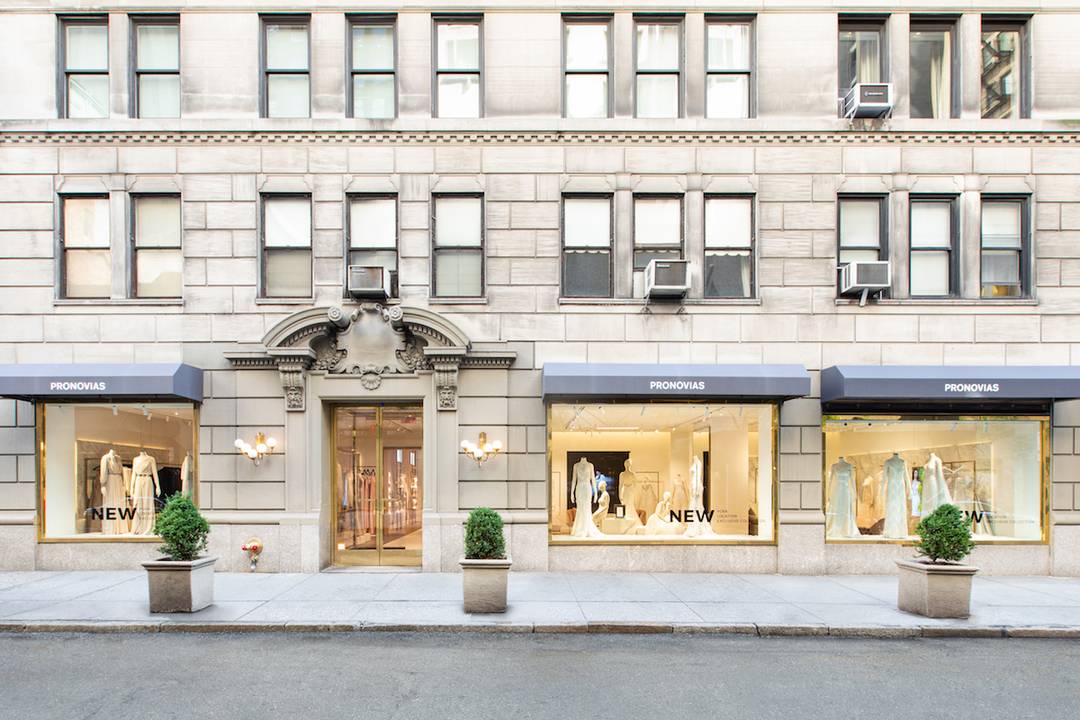 Negozio Pronovias al numero 45 di East 58th Street a New York (Stati Uniti).