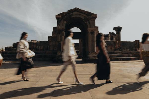 Armenia, il piccolo Paese del Caucaso con un'ambizione globale: ecco com'è andata la quarta edizione della Yerevan fashion week