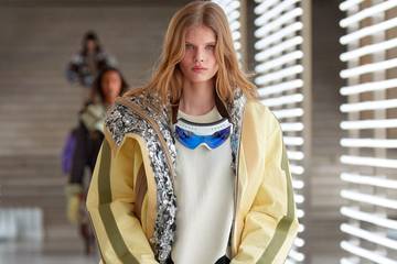 Vidéo: La collection AH21 de Louis Vuitton à PFW