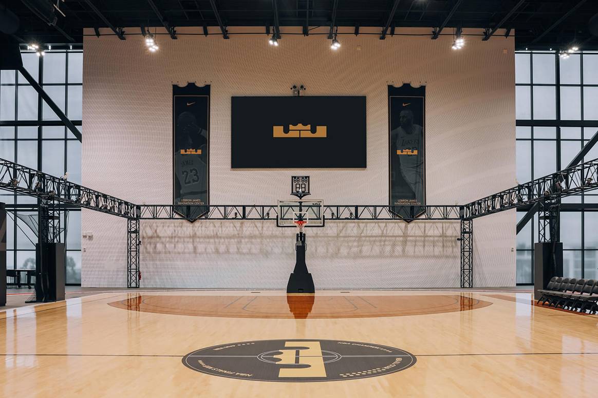 Photo Credits: Centro de Innovación LeBron James. Nike.