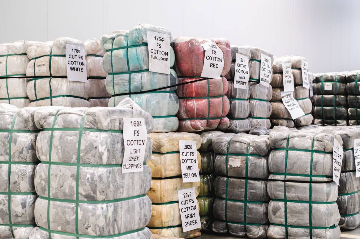 Bales textile clothing recycling factory Brightfiber Textiles