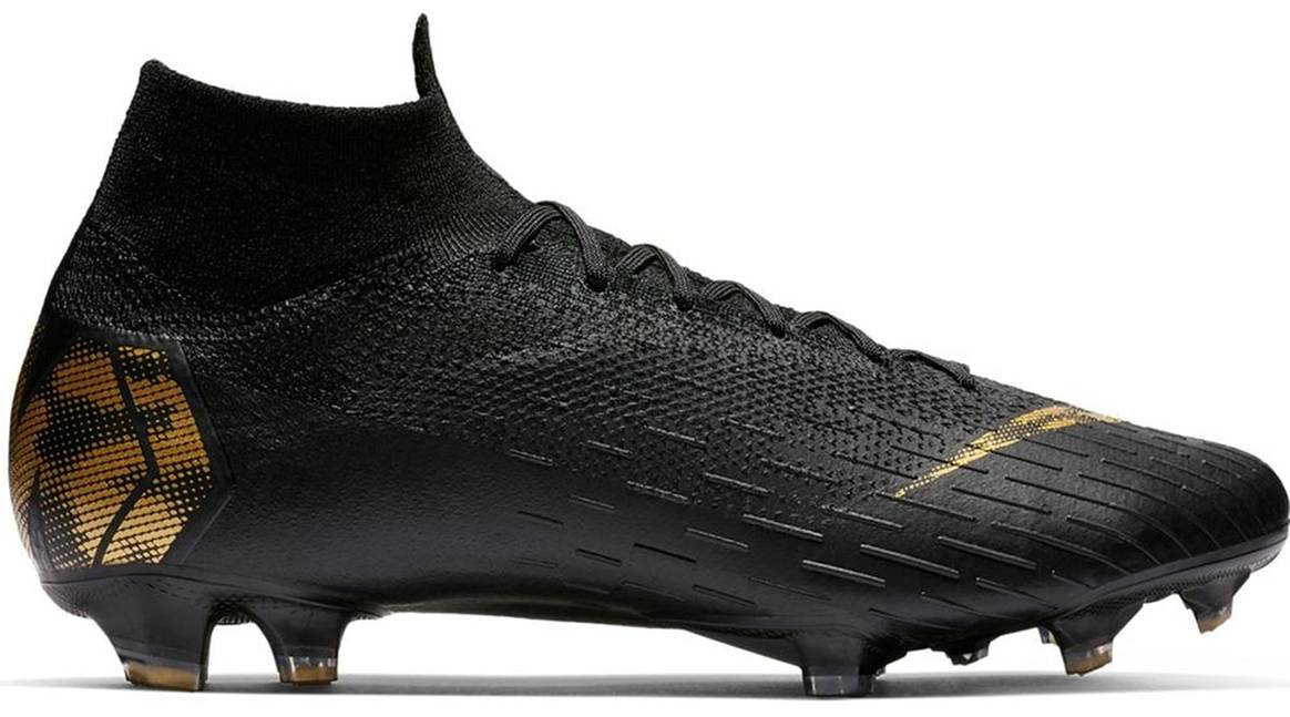 Nike et Adidas se partagent le podium des chaussures de foot les plus désirables