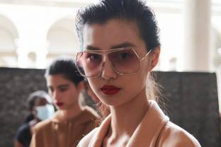 Max Mara lanza su primera colección de gafas junto a Marcolin
