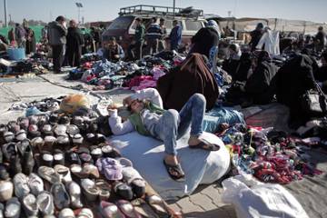 Le marché de la fripe prospère à Gaza sous blocus