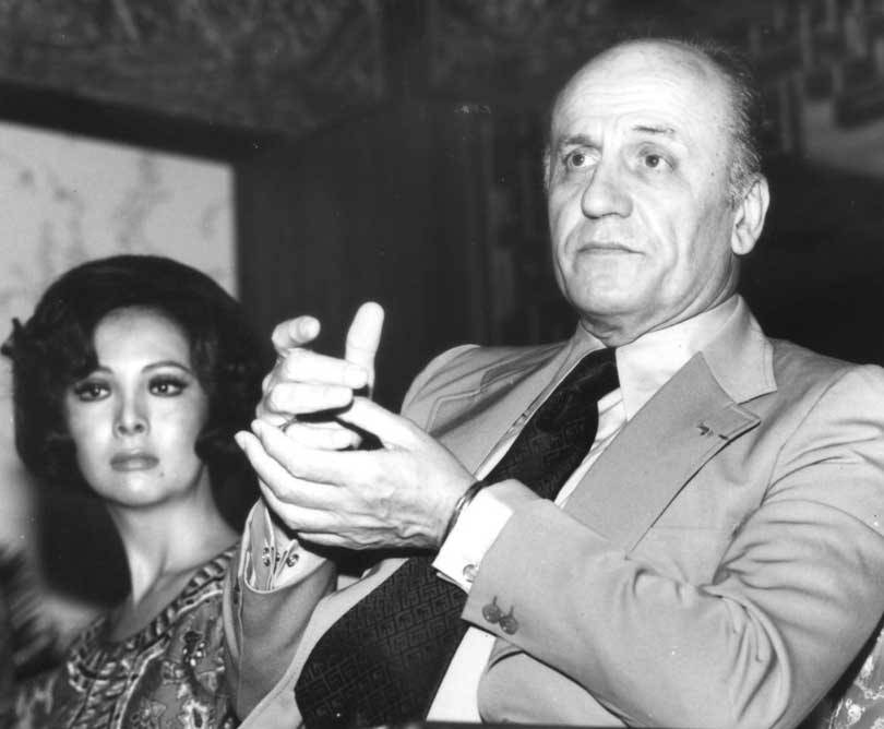 Singapore Airlines celebrates 50 years of Pierre Balmain
