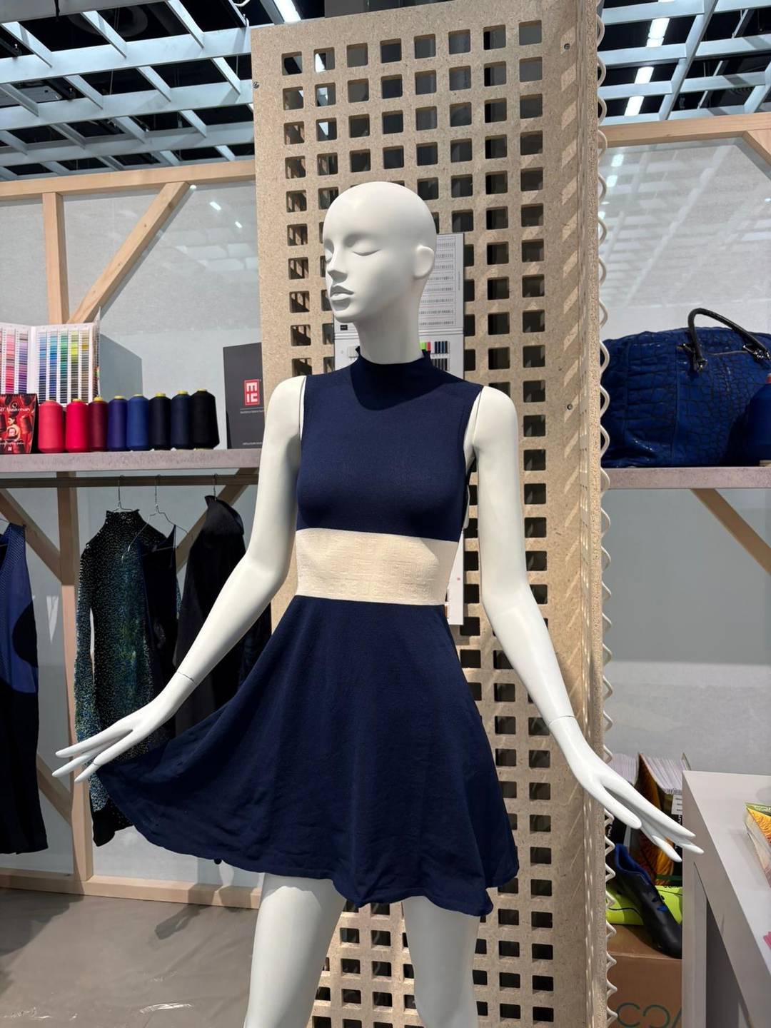 E' stato presentato Exté Silk, il nuovo filato in seta elastica.