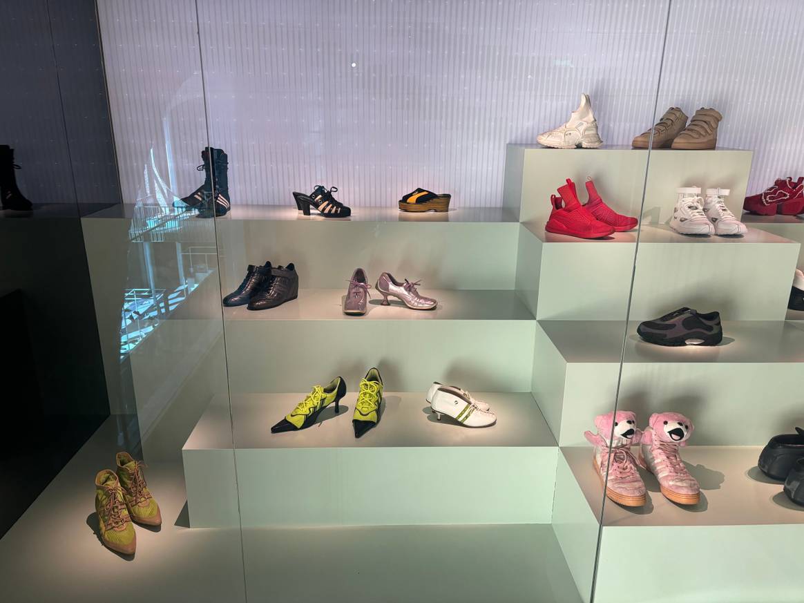 Beroemde sneakers.