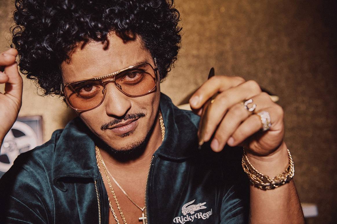 Bruno Mars lanza junto a Lacoste su primera línea de moda