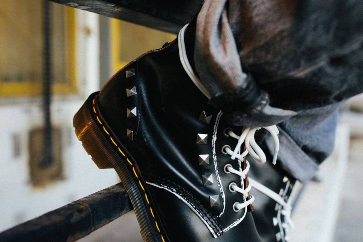 Dr. Martens brengt gespen, riemen en studs terug in de Alternative Edge collectie