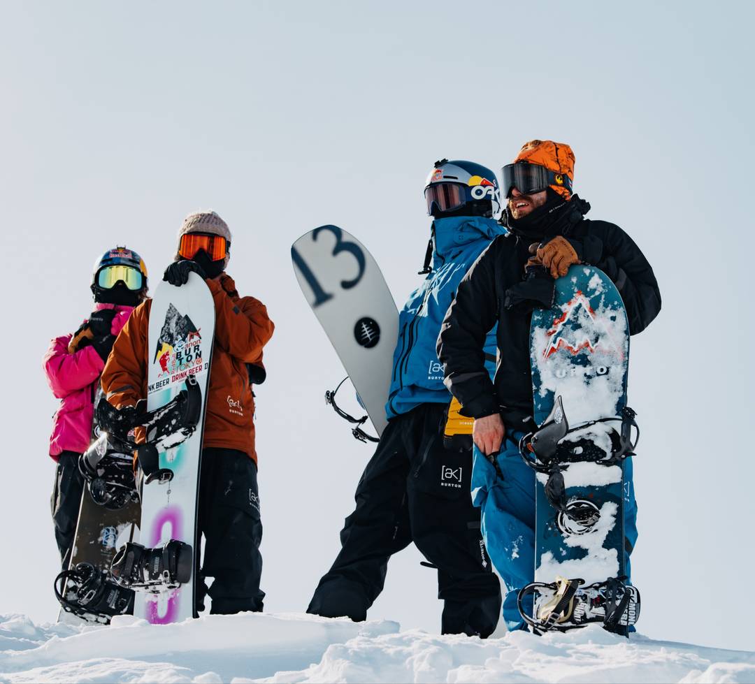 Rider:innen in der [ak]-Linie von Buton.