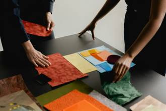 Future Snoops: “¿Y si la verdadera amenaza no es que la IA tome el control, sino que nosotros demos un paso atrás?”