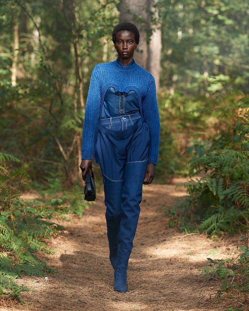 Burberry inaugura la London Fashion Week con una “performance” en directo vía Twitch
