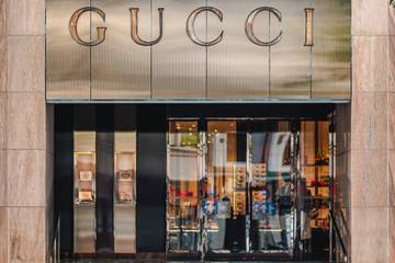  Kering : baisse de 10 pour cent du bénéfice net au premier semestre, affecté par Gucci