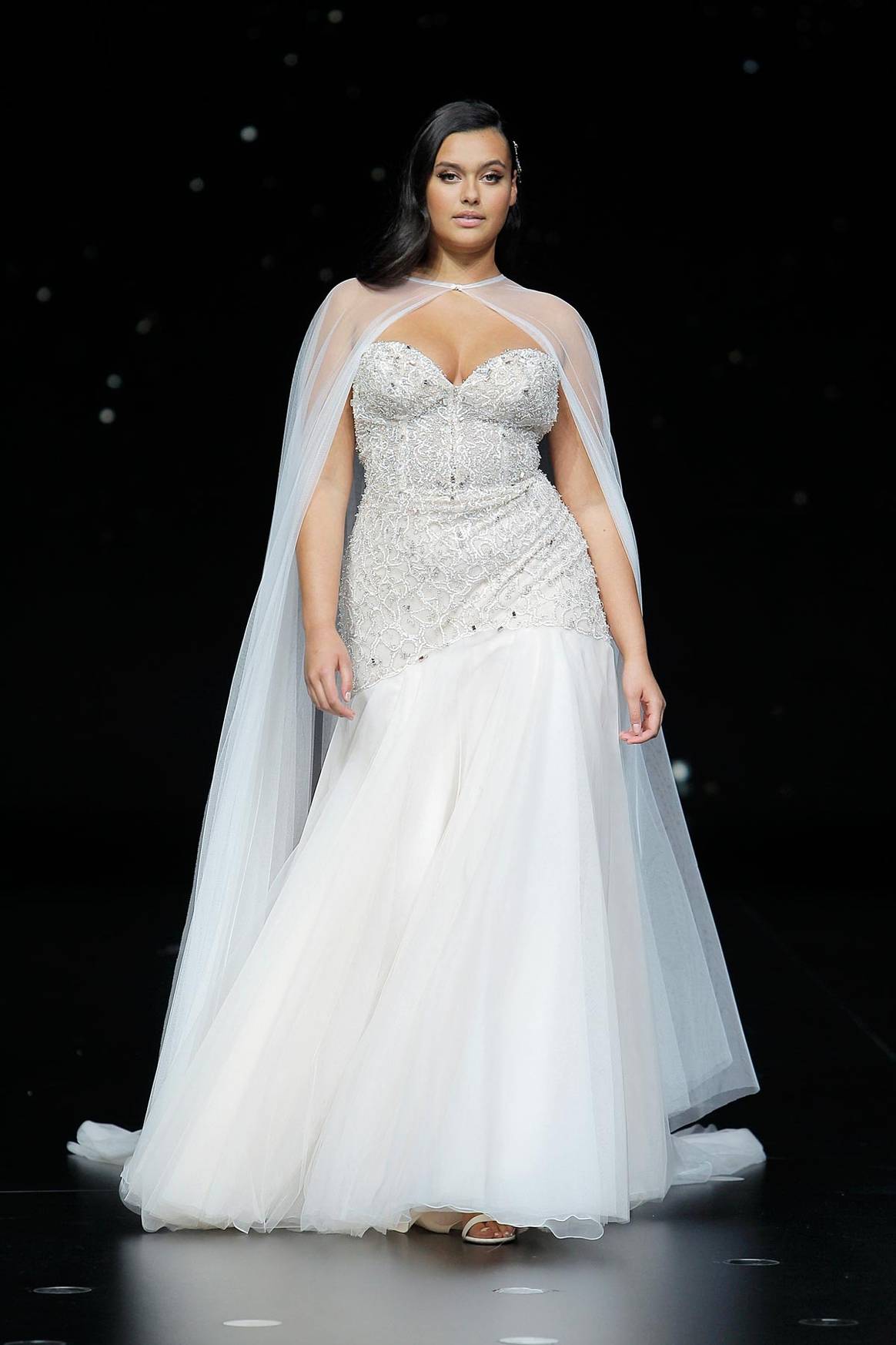 Pronovias: le géant nuptial qui habille toutes les femmes