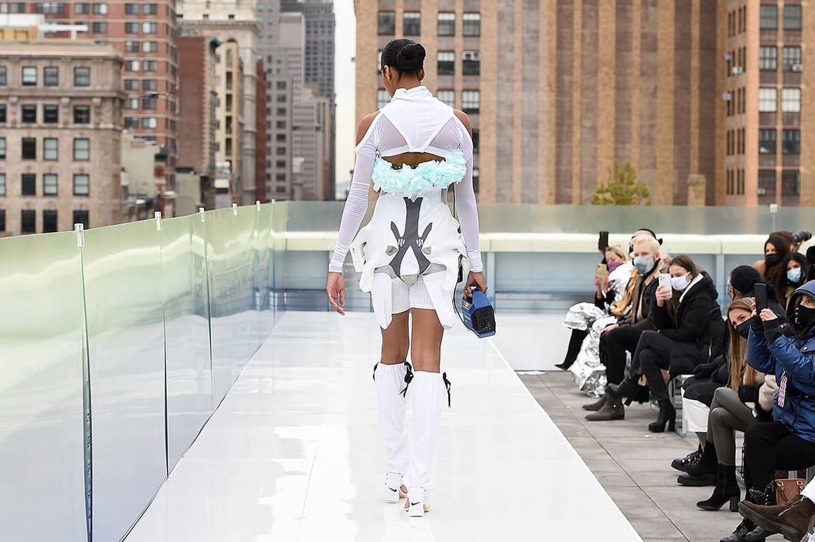 In Pictures: Flying Solo at NYFW