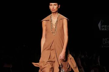 Vidéo: La collection SS22 de Duarte à Madrid Fashion Week