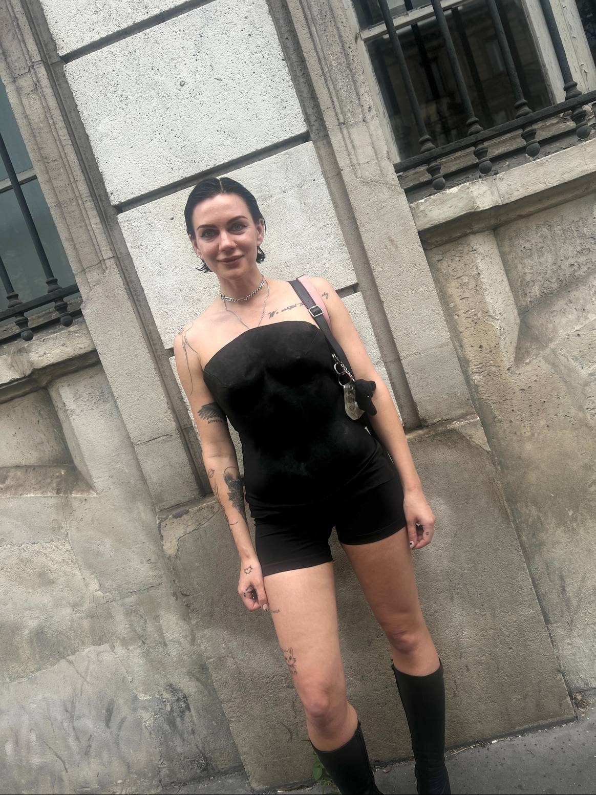Alina Zaporozcenko habillée en Lisa Keane