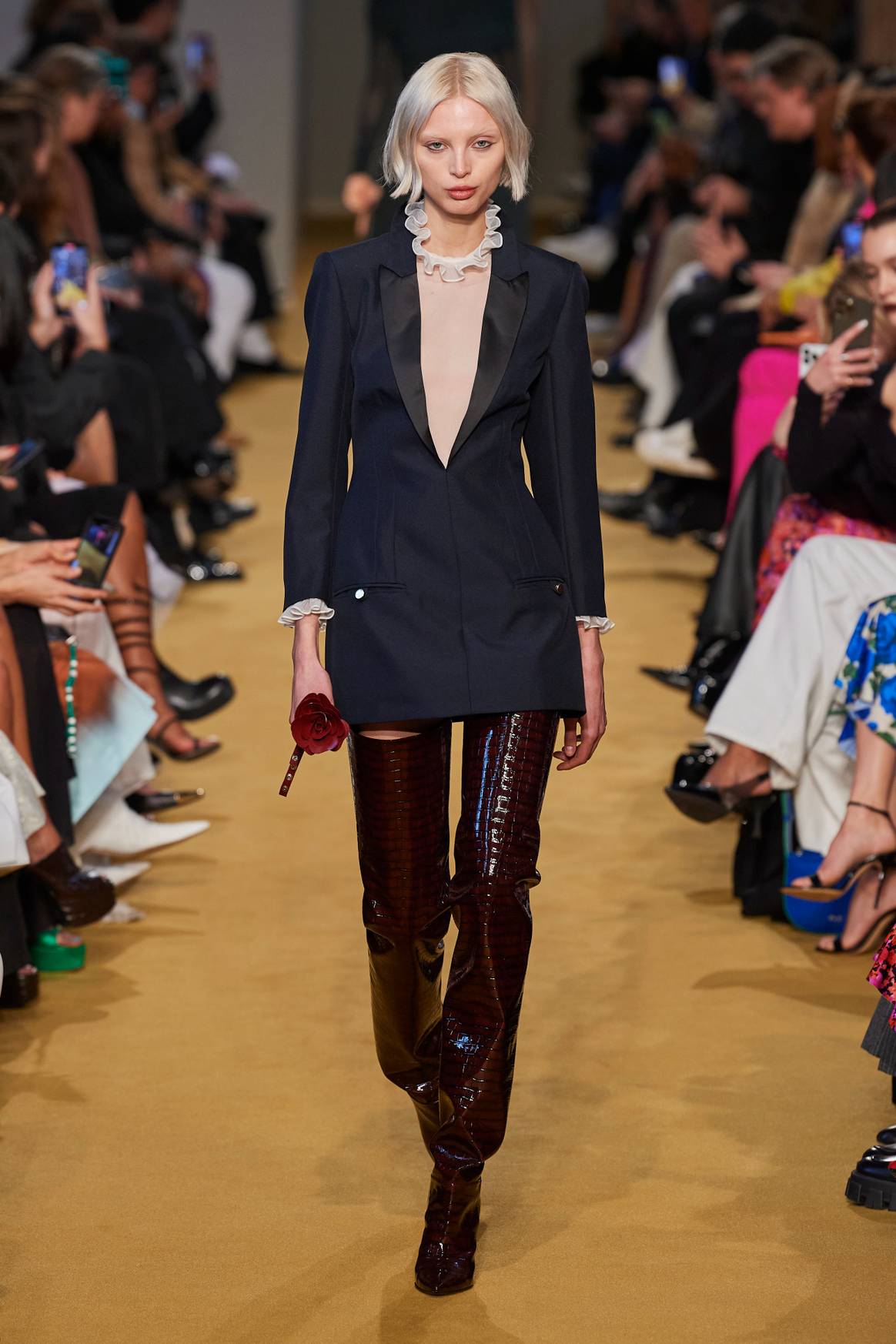 Image: Philosophy di Lorenzo Serafini fw23/Launchmetrics Spotlight