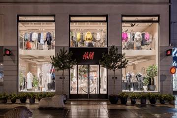 H&M introduces fee for online returns