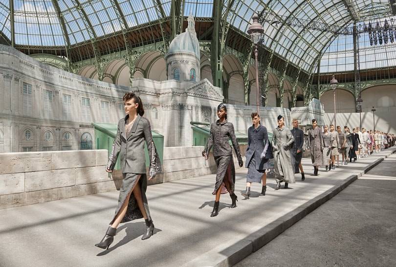 Am besten im schwarzen Kostüm: Die Trends der Couture-Schauen