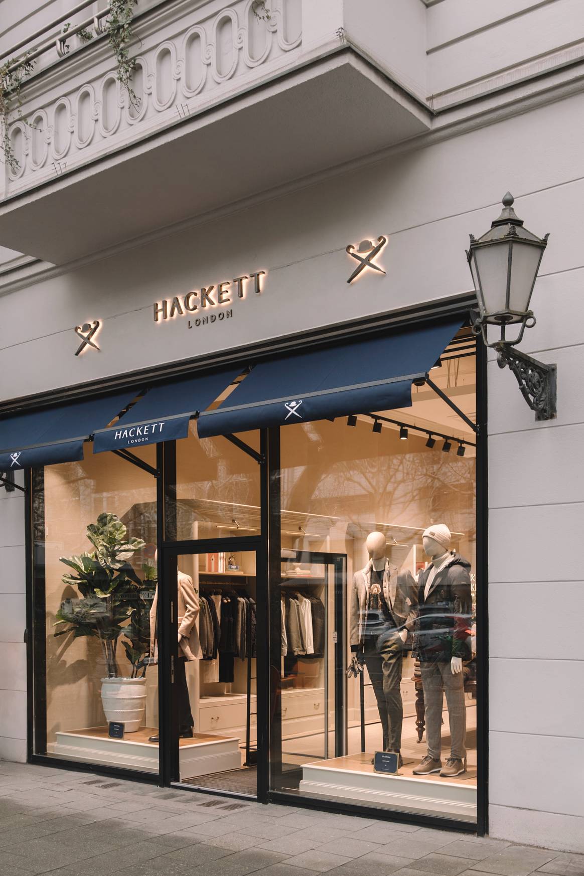Tienda de Hackett en el 201 de la Kurfürstendamm de Berlín (Alemania).