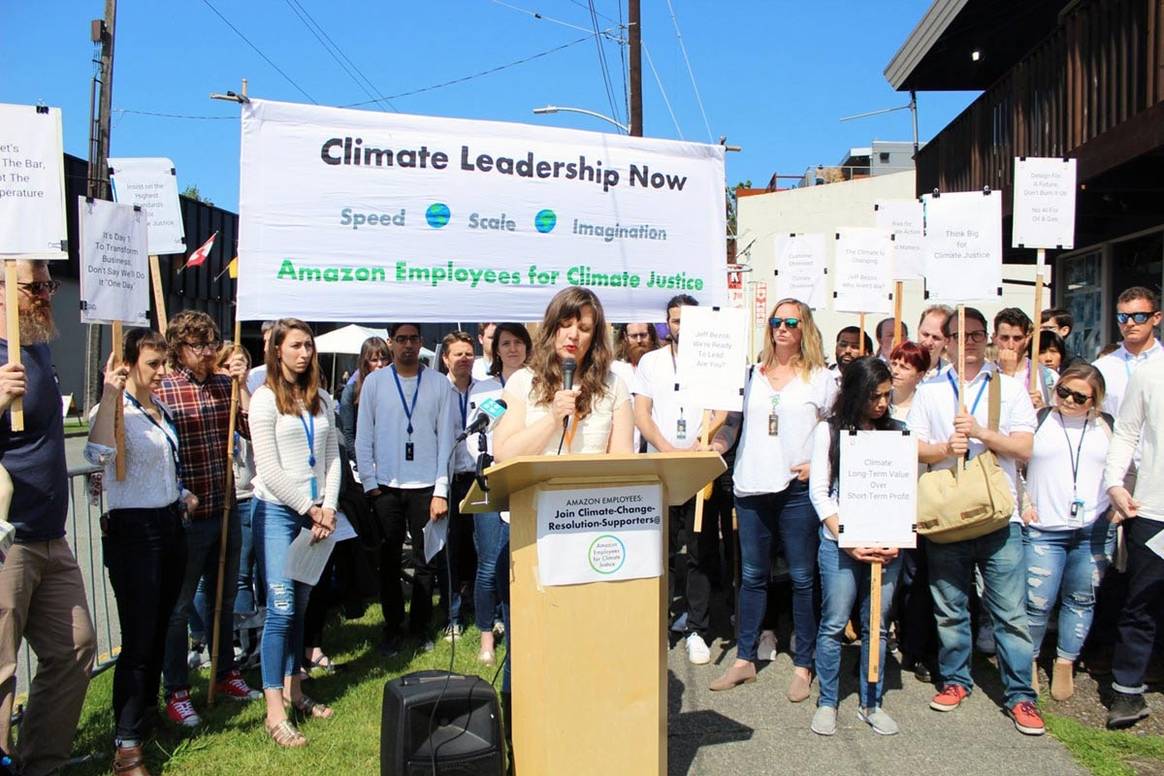 Amazon amenaza con despidos a quienes hablen de crisis climática