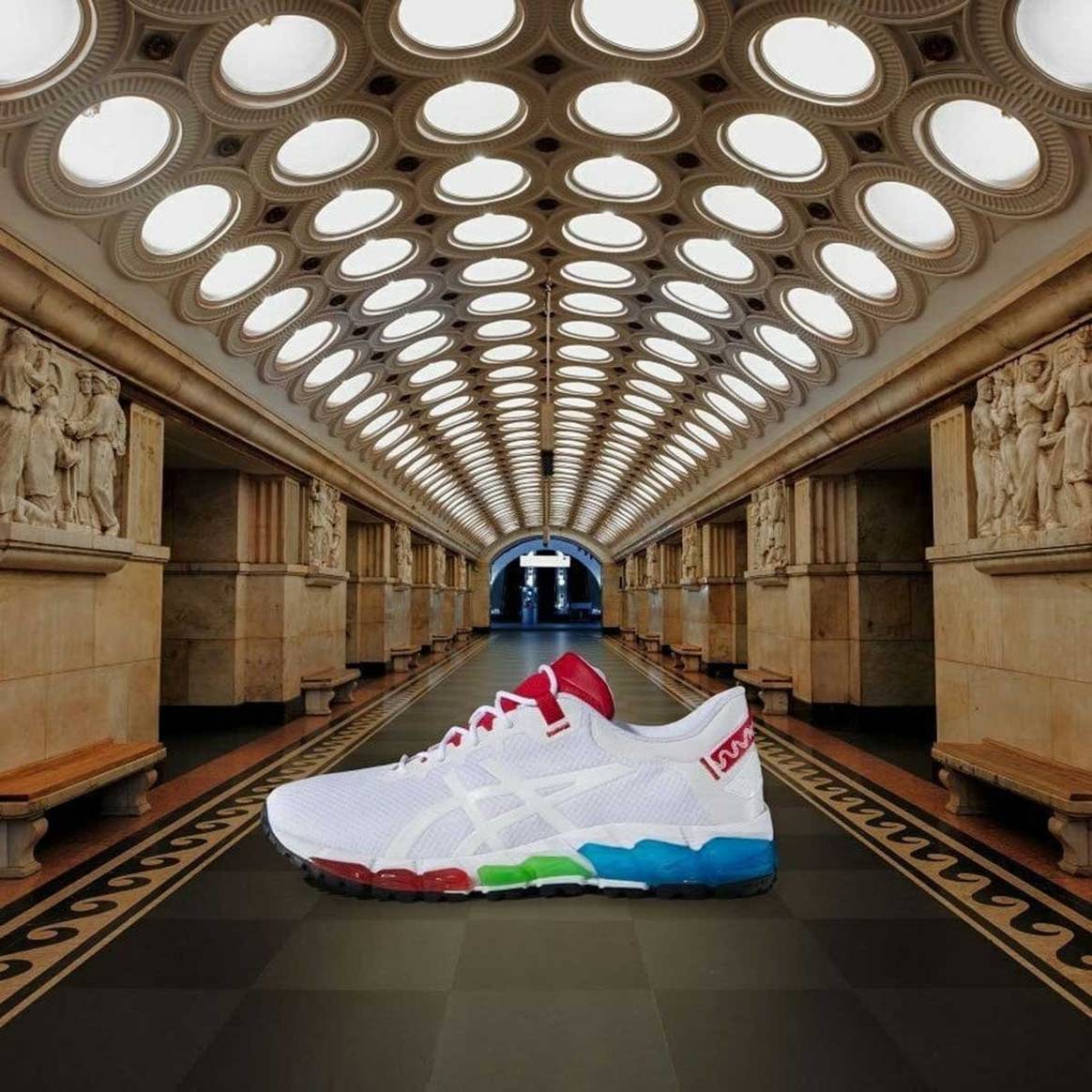 Артемий Лебедев и Asics выпустили кроссовки в честь московского метро