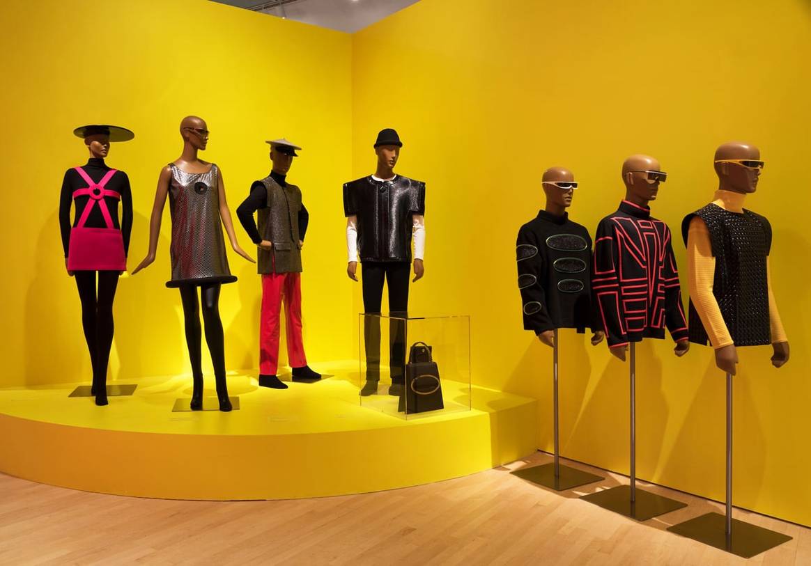 Binnenkijken bij de ‘Pierre Cardin: Future Fashion’-tentoonstelling