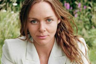 Stella McCartney ontvangt eretitel CBE