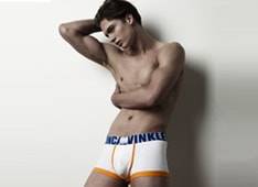 Calvin Klein Underwear competitie