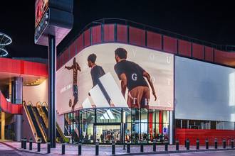 Związek zawodowy naciska na powrót Adidasa do układu zbiorowego pracy