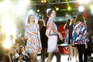 Капсульную коллекцию Carven для La Redoute показали в Москве