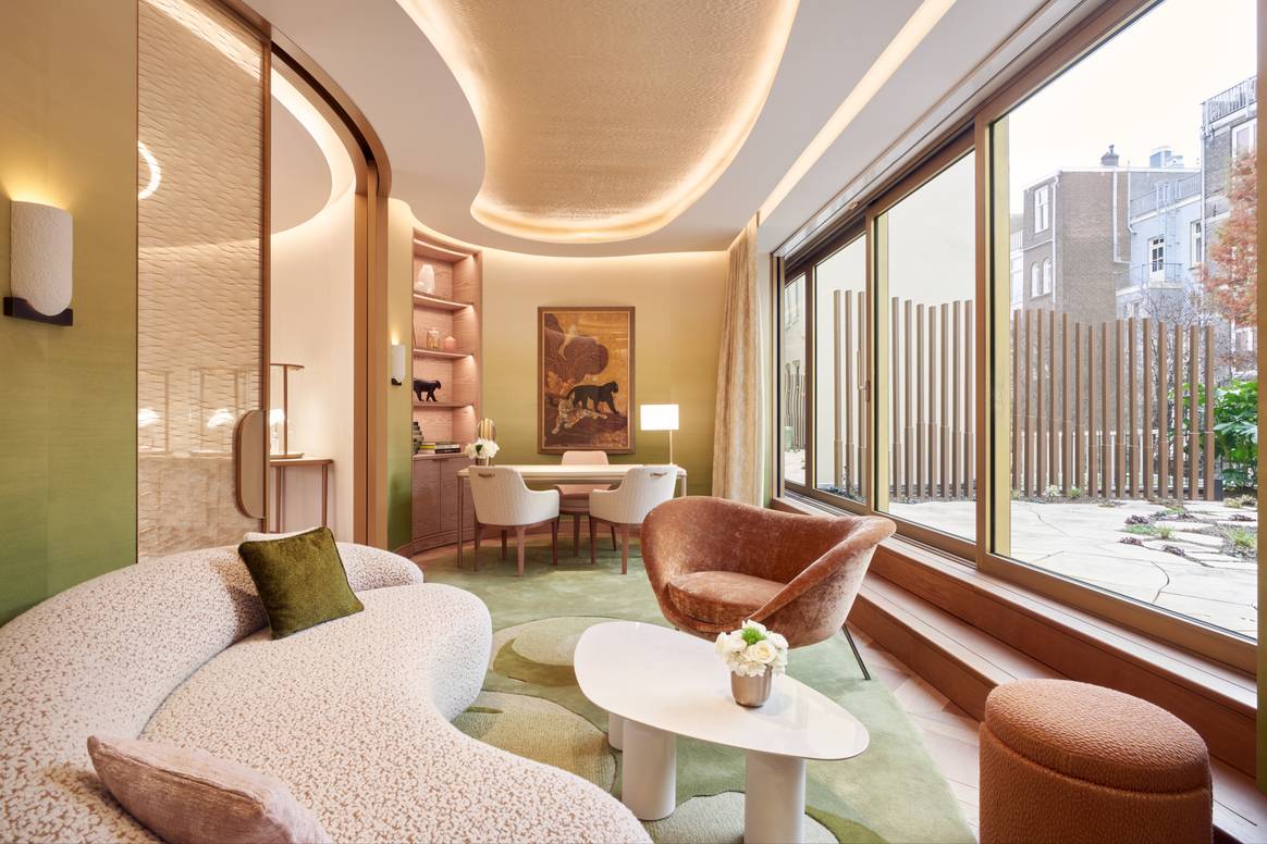 De nieuwe Cartier-winkel op de P.C. Hooftstraat in Amsterdam. Beeld via Cartier / Spice PR / Alexandre Tabaste