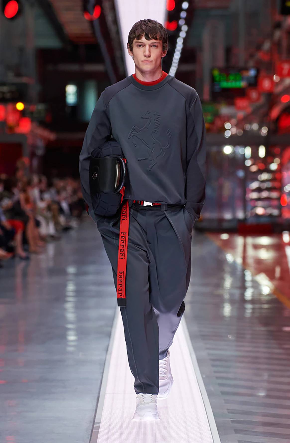 Photo Credits: Colección Otoño/Invierno de 2021 de Ferrari.