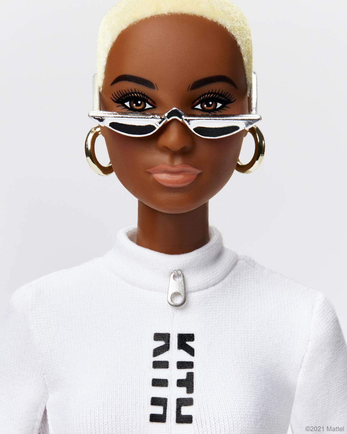 Image: Kith Woman