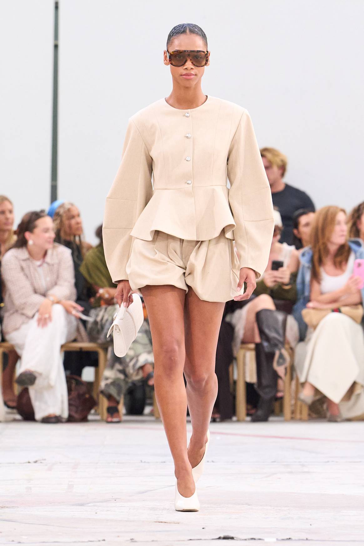 Gestuz SS27 by Sanne Sehested