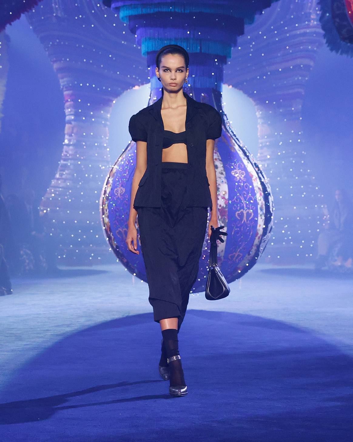 Photo Credits: Dior, colección de mujer de prêt-à-porter para la temporada Otoño/Invierno FW23. Dior, fotografía de cortesía.