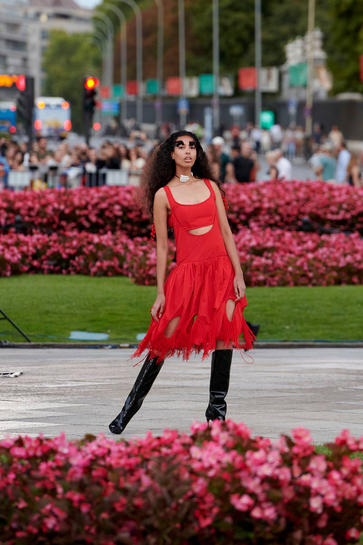 Desfile inaugural en la Puerta de Alcalá de Madrid es Moda, el sábado 7 de septiembre de 2024 en Madrid (España).