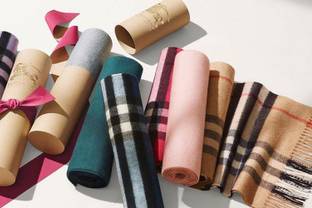 Burberry beschuldigd van misleidende prijzen in outletwinkels