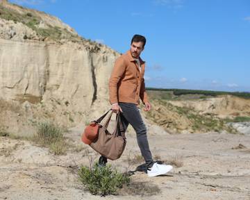 Company Profile header Gabbiano Denim