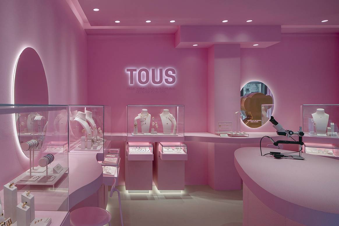 Tienda de Tous en el número 6 de la Neue Schönhauser Strasse de Berlín (Alemania).