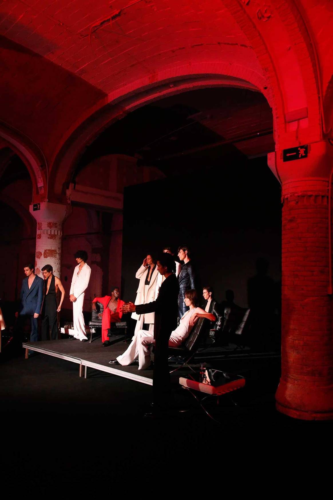 Alled-Martinez y su desfile estático ponen el broche de oro a la 080 Barcelona Fashion